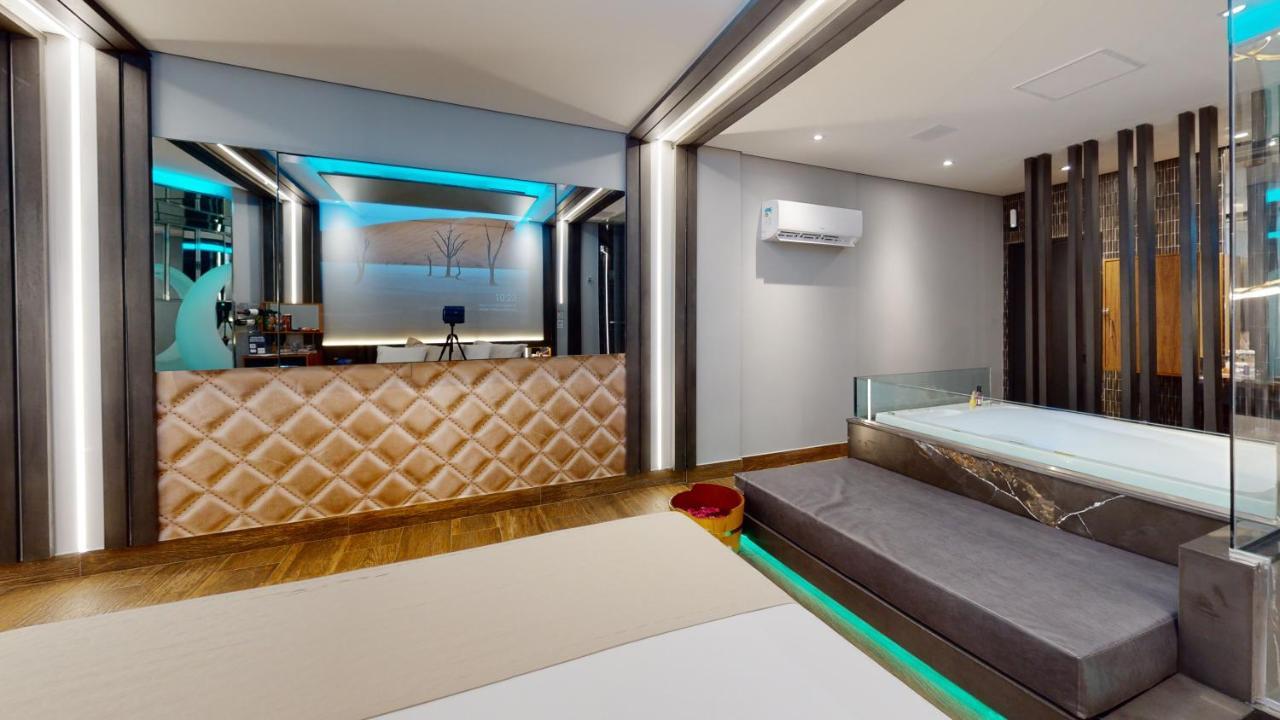 Motel Dubai Bh Бело Оризонти Екстериор снимка