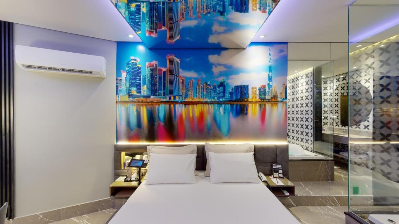Motel Dubai Bh Бело Оризонти Екстериор снимка